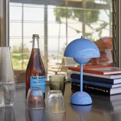 Lampes De Table^And Tradition Lampe A Poser Flowerpot Vp9 Sans Fil - Bleu Swim