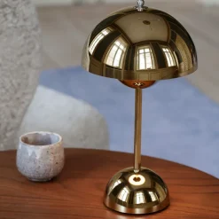 Lampes De Table^And Tradition Lampe A Poser Flowerpot Vp9 Sans Fil - Laiton