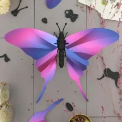 Art Mural^Assembli Trophee Origami Papillon Swordtail - Purple Metallic
