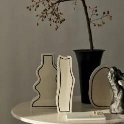 Vases^Ferm Living Vase Paste - Off-White Curvy